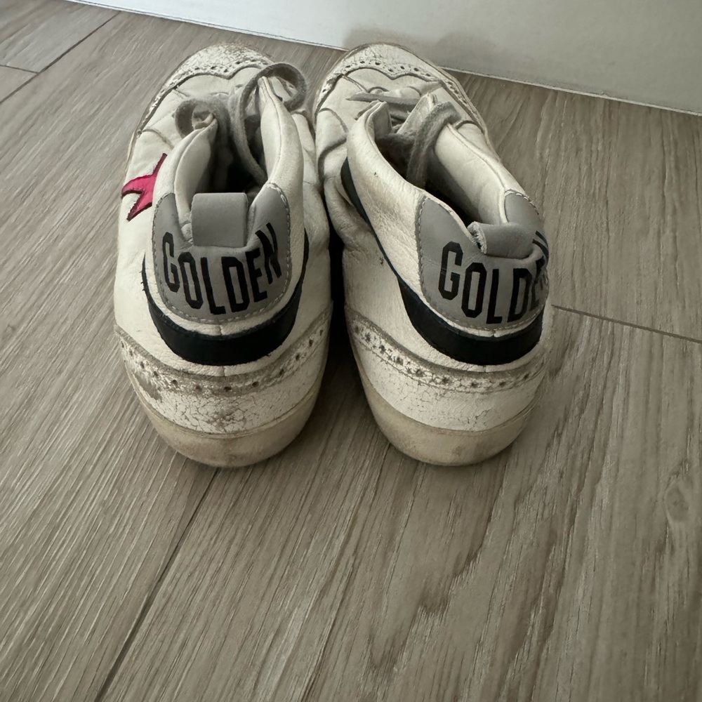 Golden Goose Size 39 Women’s high top sneakers